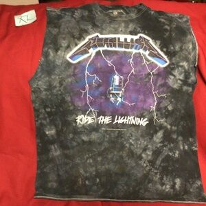 METALLICA distressed tshirt
